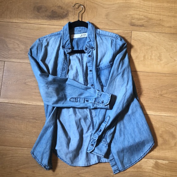 Denim collared long sleeve - Picture 1 of 3